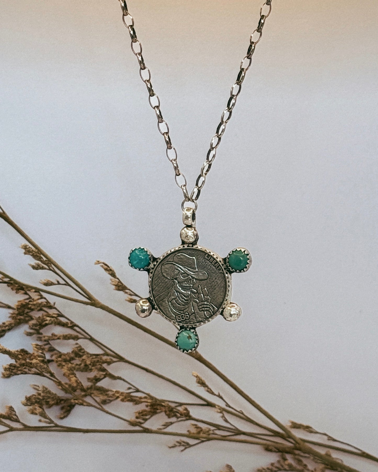 The Oakley Necklace
