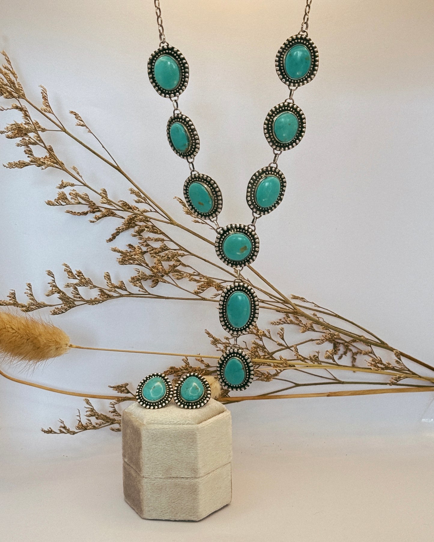 The Darcy Necklace